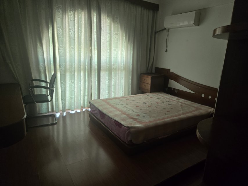 悦海园(南区)5室2厅2卫