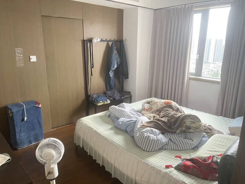 嘉华大厦3室2厅2卫