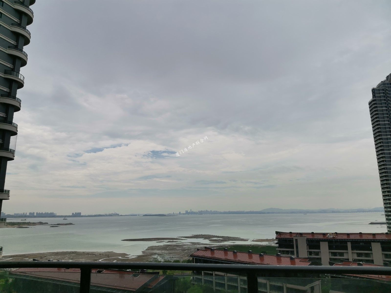 保利壹海里海景房