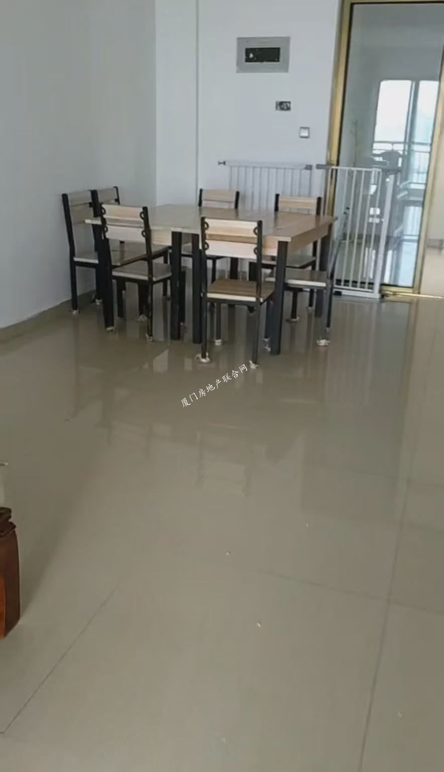 1cd8b38f095ea62cfdc83aefa4f714d