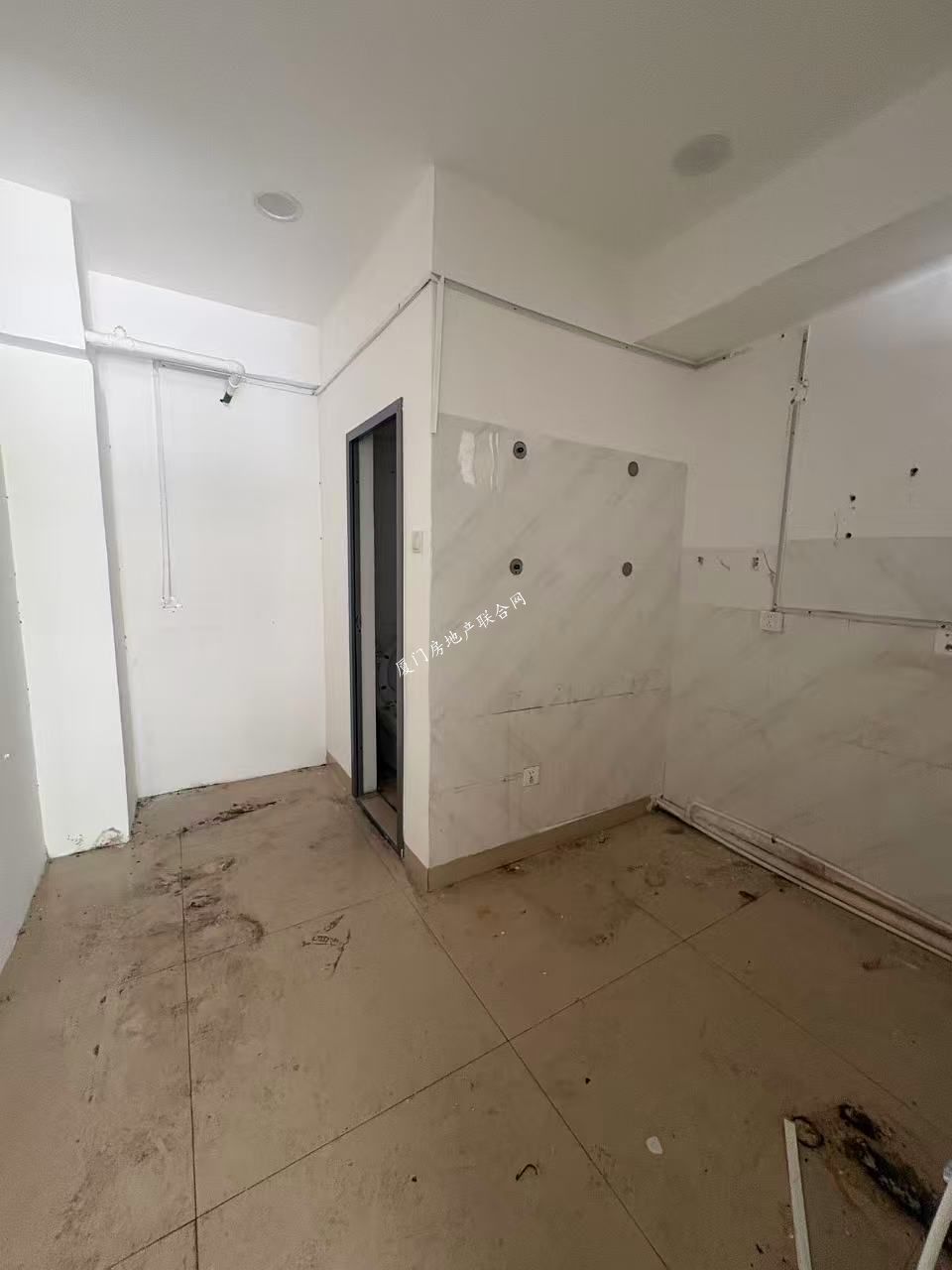 旭日海湾三期外街店面出租